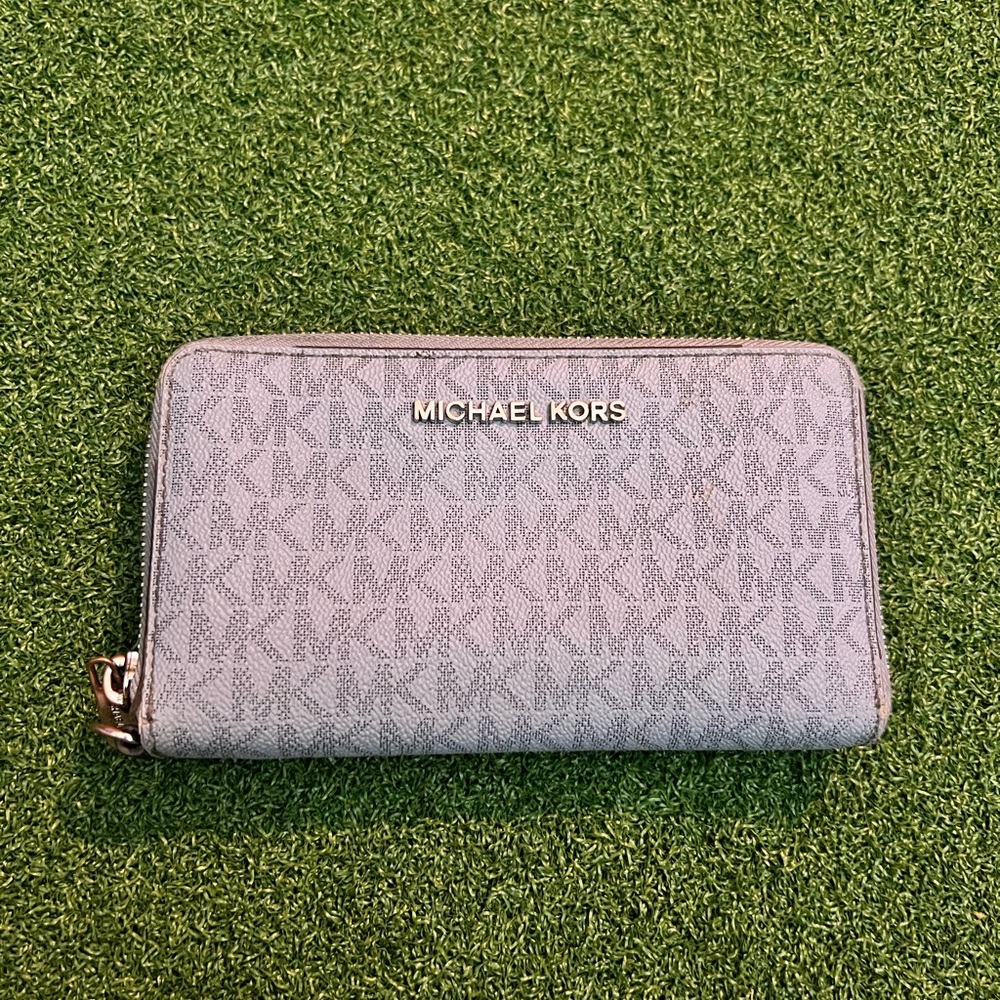 MICHAEL KORS